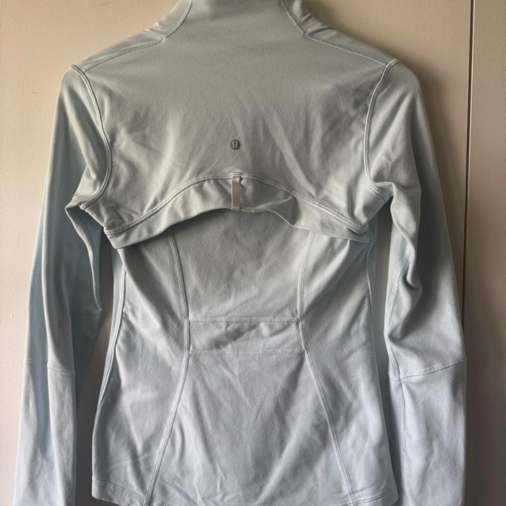 lululemon athletica light blue long sleeve athletic jacket